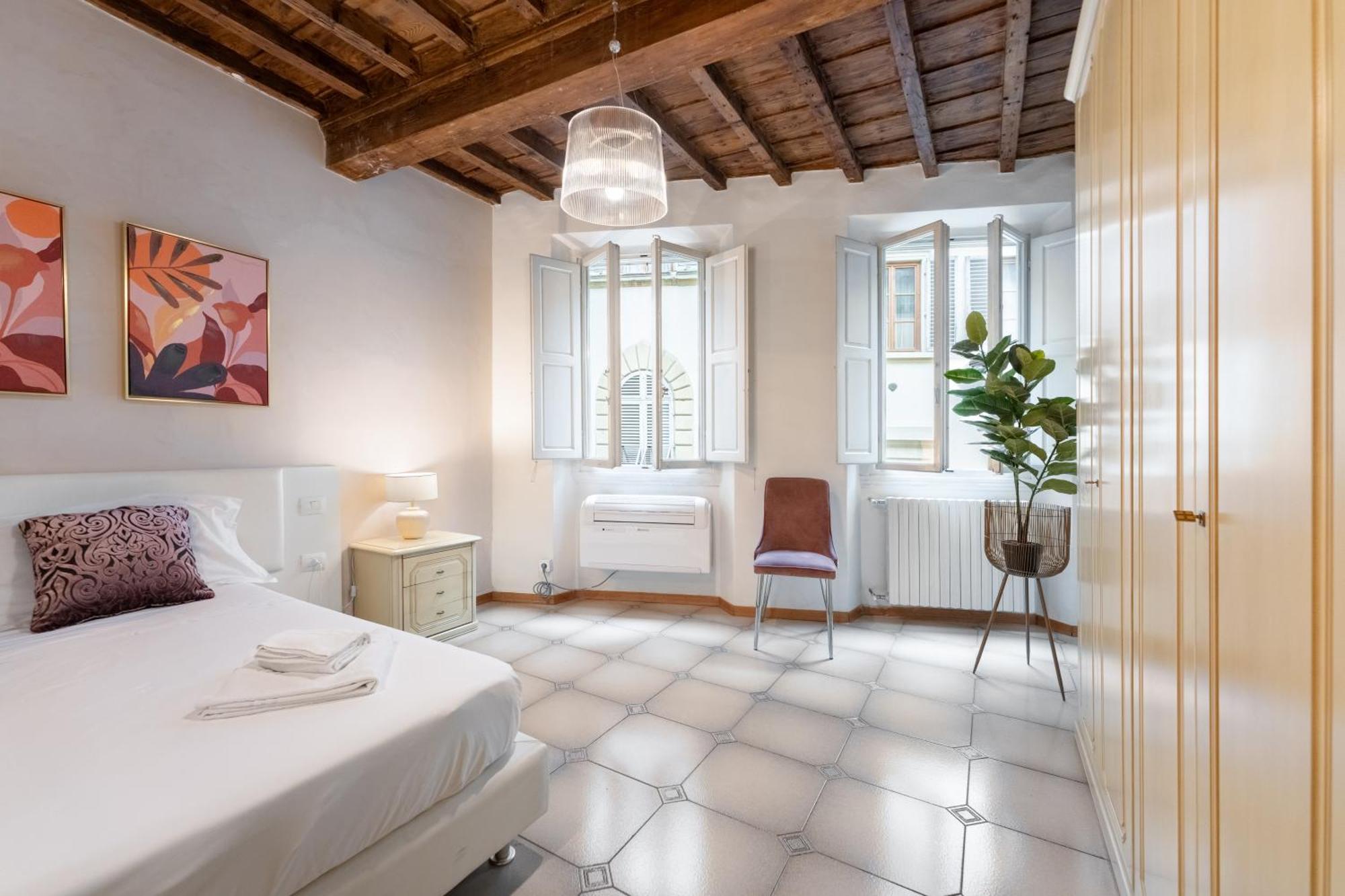 Appartamento Via Sant'egidio, 3 - Spacious And Bright Just 300mt From The Duomo